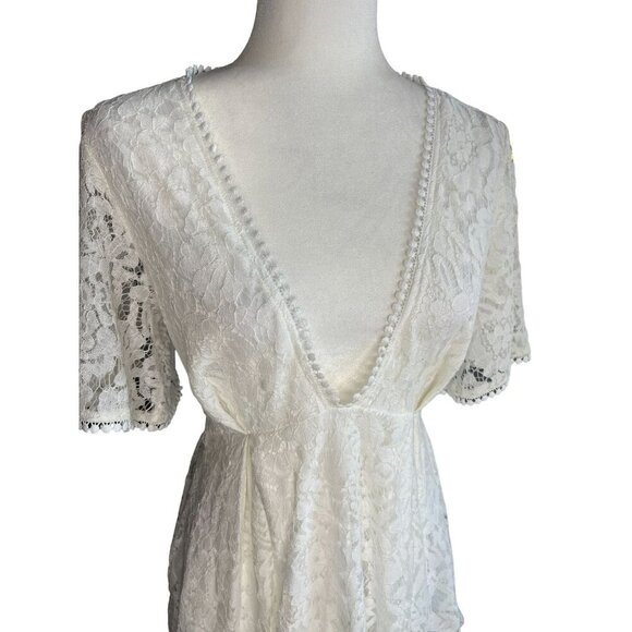 Showpo Women's White Lace Dip V-Neck Dress Size M - Picture 4 of 8